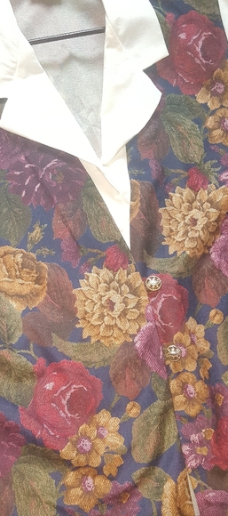 Inseparables Vintage Vested Long Sleeve Blouse - Picture 4 of 6